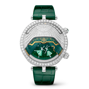 Lady Arpels Ballerine Musicale Emeraude watch