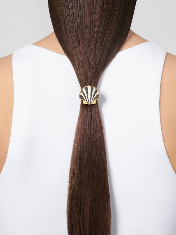 Lucky Summer Seashell clip - Image 2