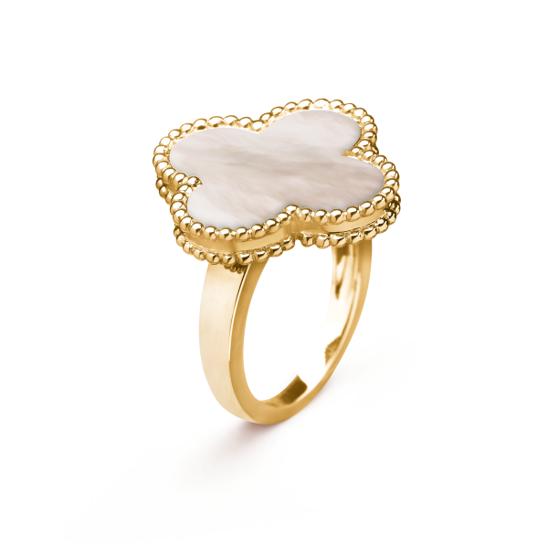 Magic Alhambra ring